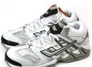 潮流與性價比并存——批發(fā)0排球鞋、回力運動鞋及新潮款式鞋類配件轉(zhuǎn)讓